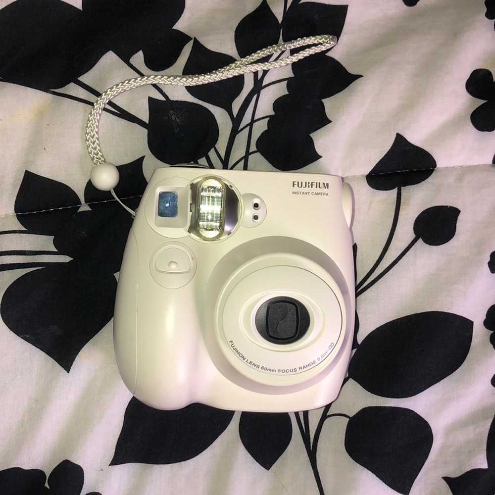 Fuji film instant mini 7S